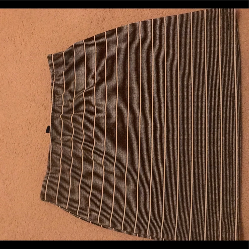 American Eagle stripped skirt